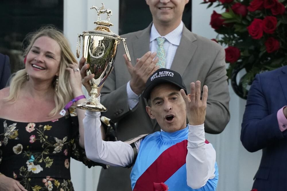 Jockey John Velazquez.jpeg